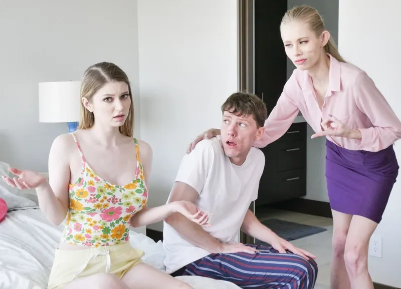 Mẹ kế bắt con gái riêng của chồng yêu xoạc với cậu con trai