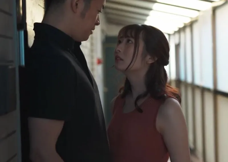 Người vợ mang thai, tôi bị quyến rũ bởi người vợ cạnh bên nhà thường ở nhà một mình